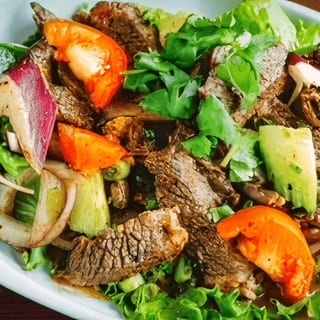 Half Tray Spicy Beef Salad