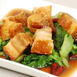 Chinese Broccoli with Crispy Pork