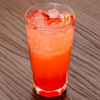 Strawdaddy Lemonade