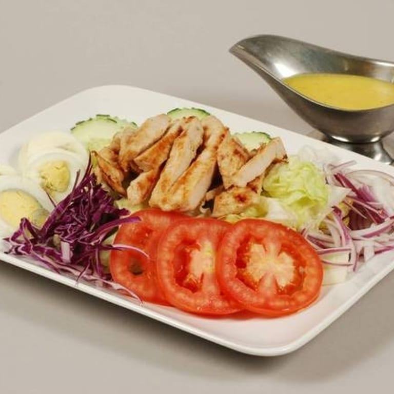 Authentic Thai Flavors: Curry, Soup, Salads