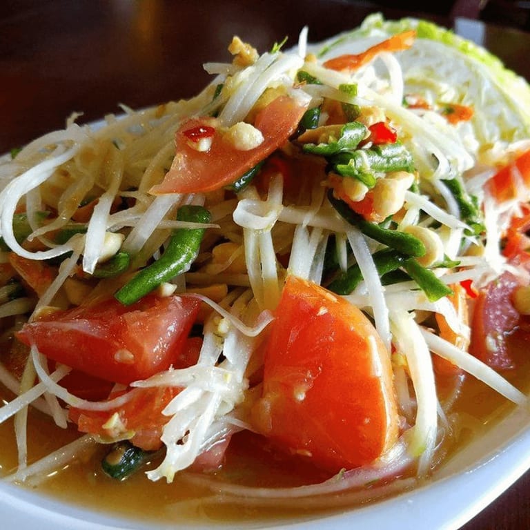 Discover Our Papaya Salad